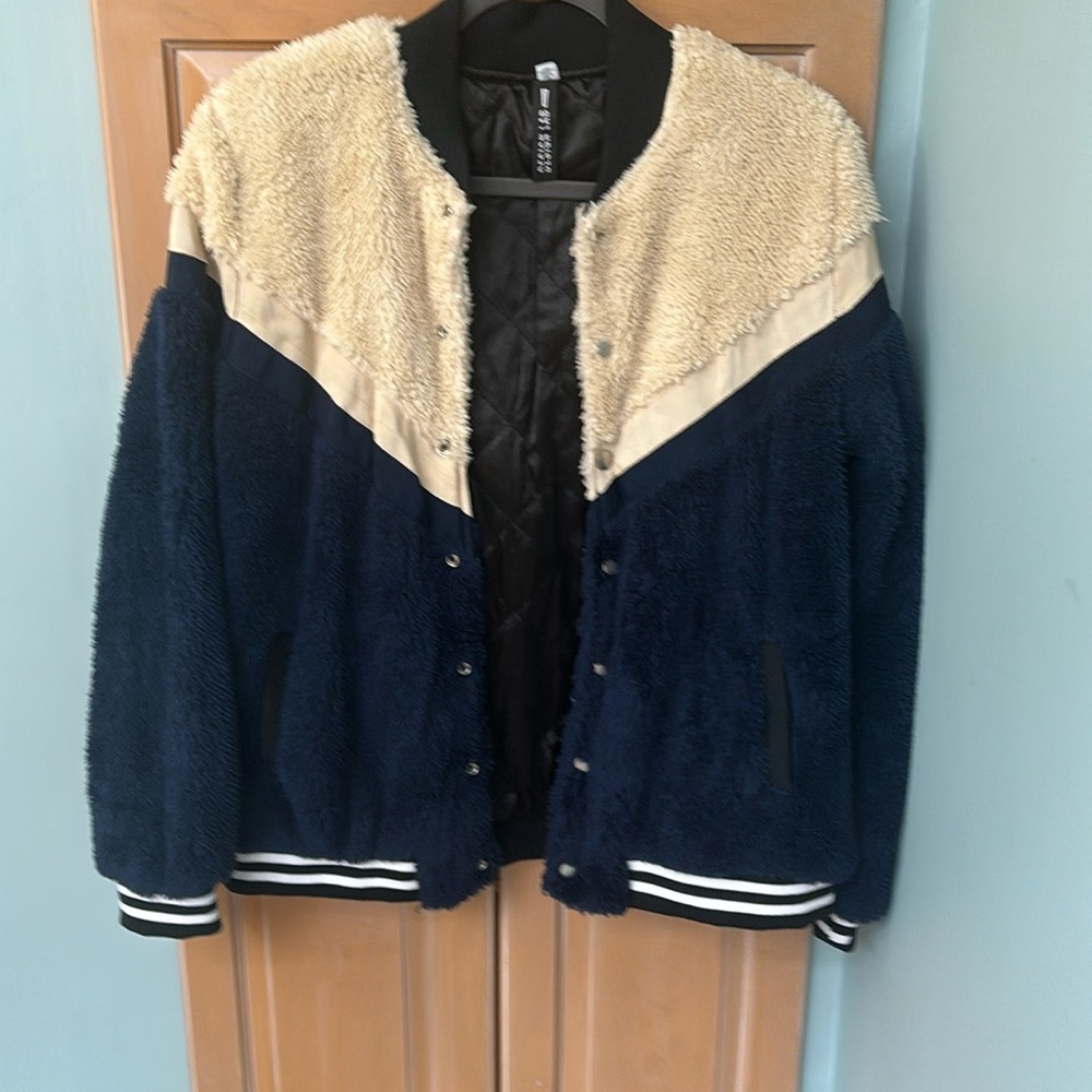 Fleece bomber jacket